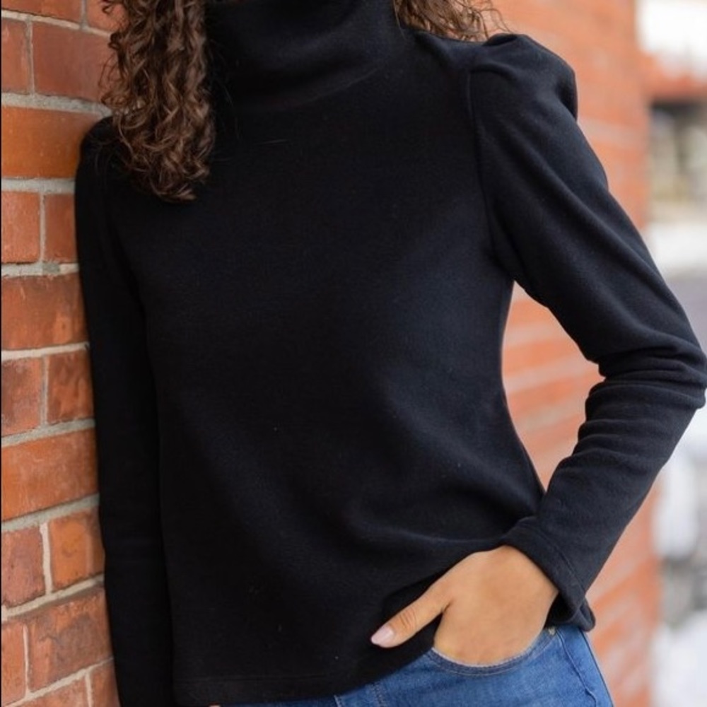 Dudley Stephens Palmer Puff Sleeve fleece
